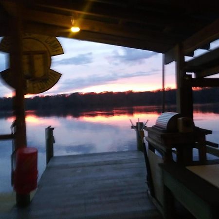 Stegbone'S Fish Camp And Resort Satsuma المظهر الخارجي الصورة